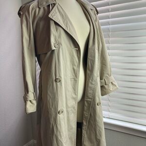 Vintage London Fog Cindy Womens Size 10P  Beige Trench Coat Plaid Liner Remove